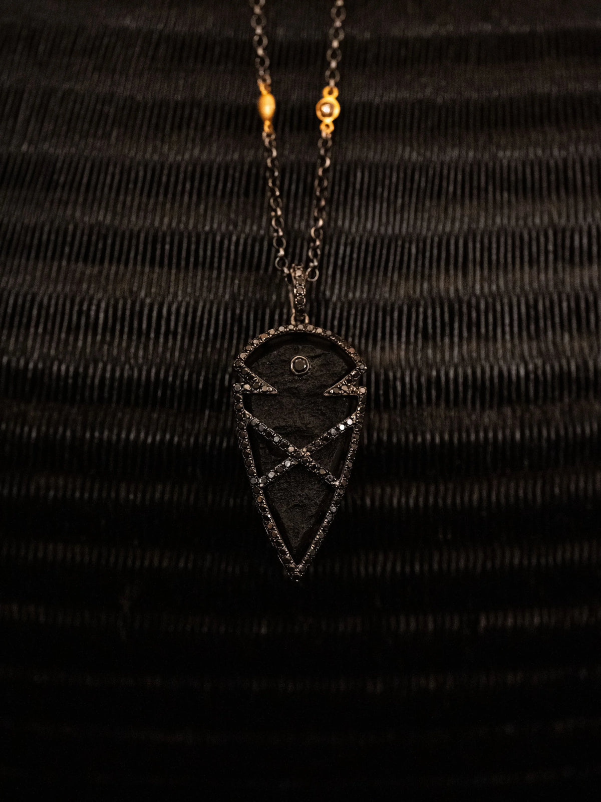 Luxana : Obsidian & Black Diamonds
