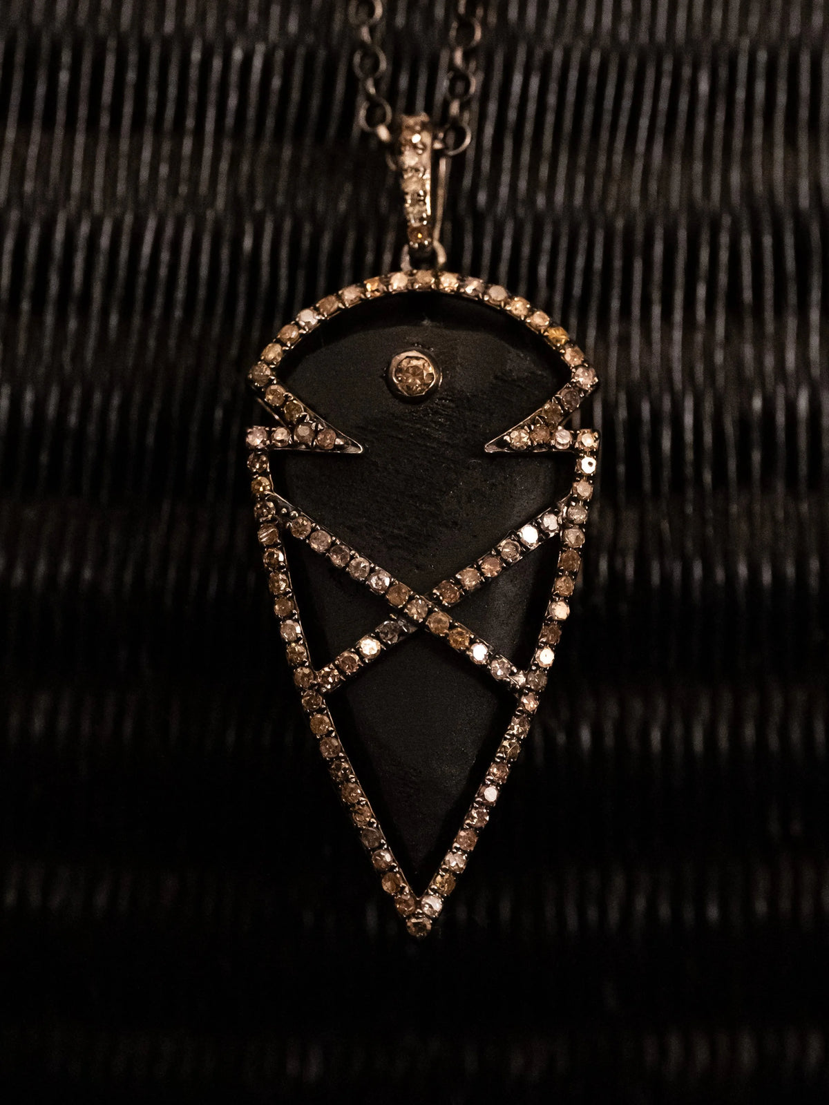Luxana : Obsidian & Champagne Diamonds