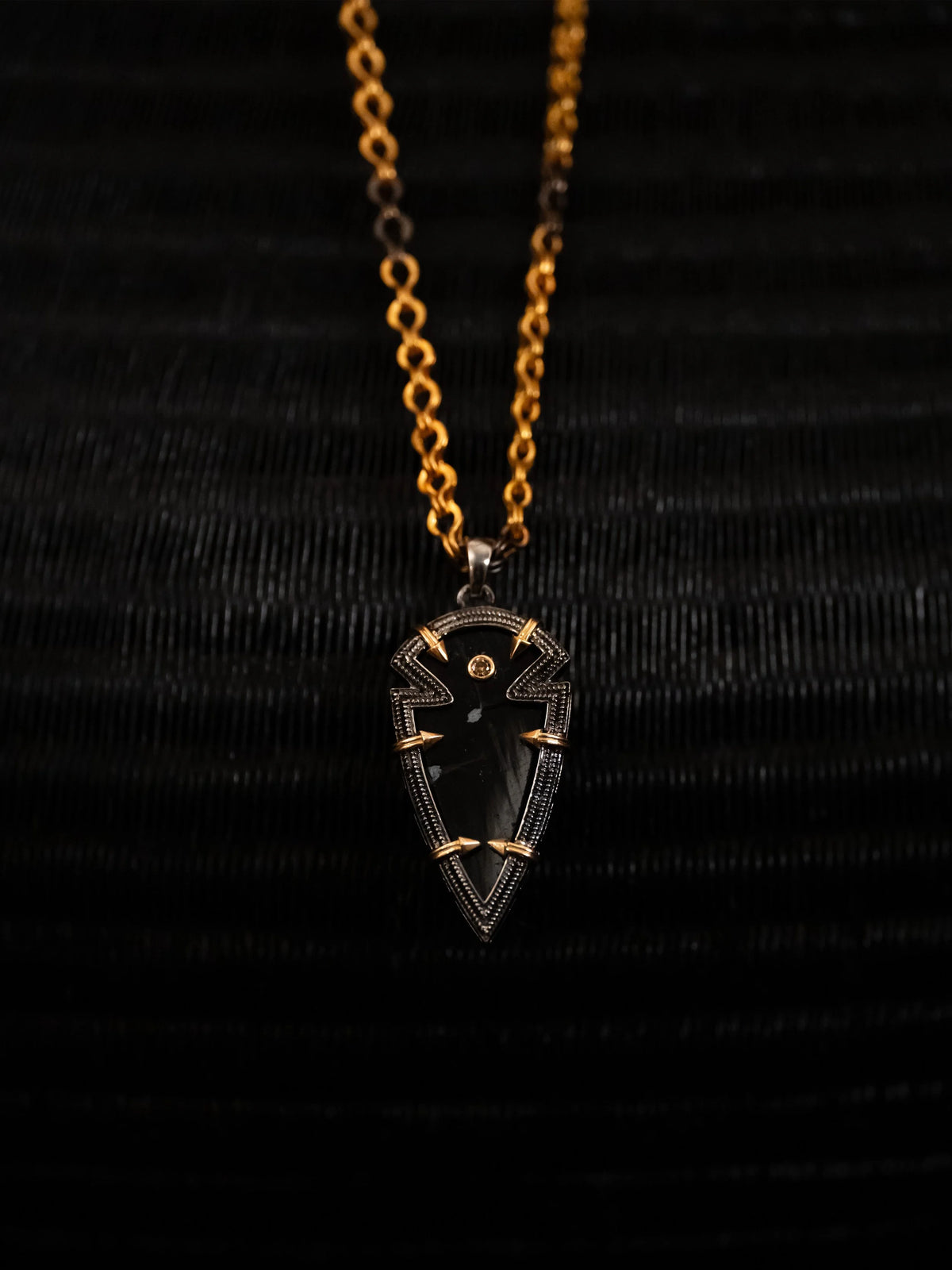 Fortis (Petite): Obsidian & Champagne Diamond
