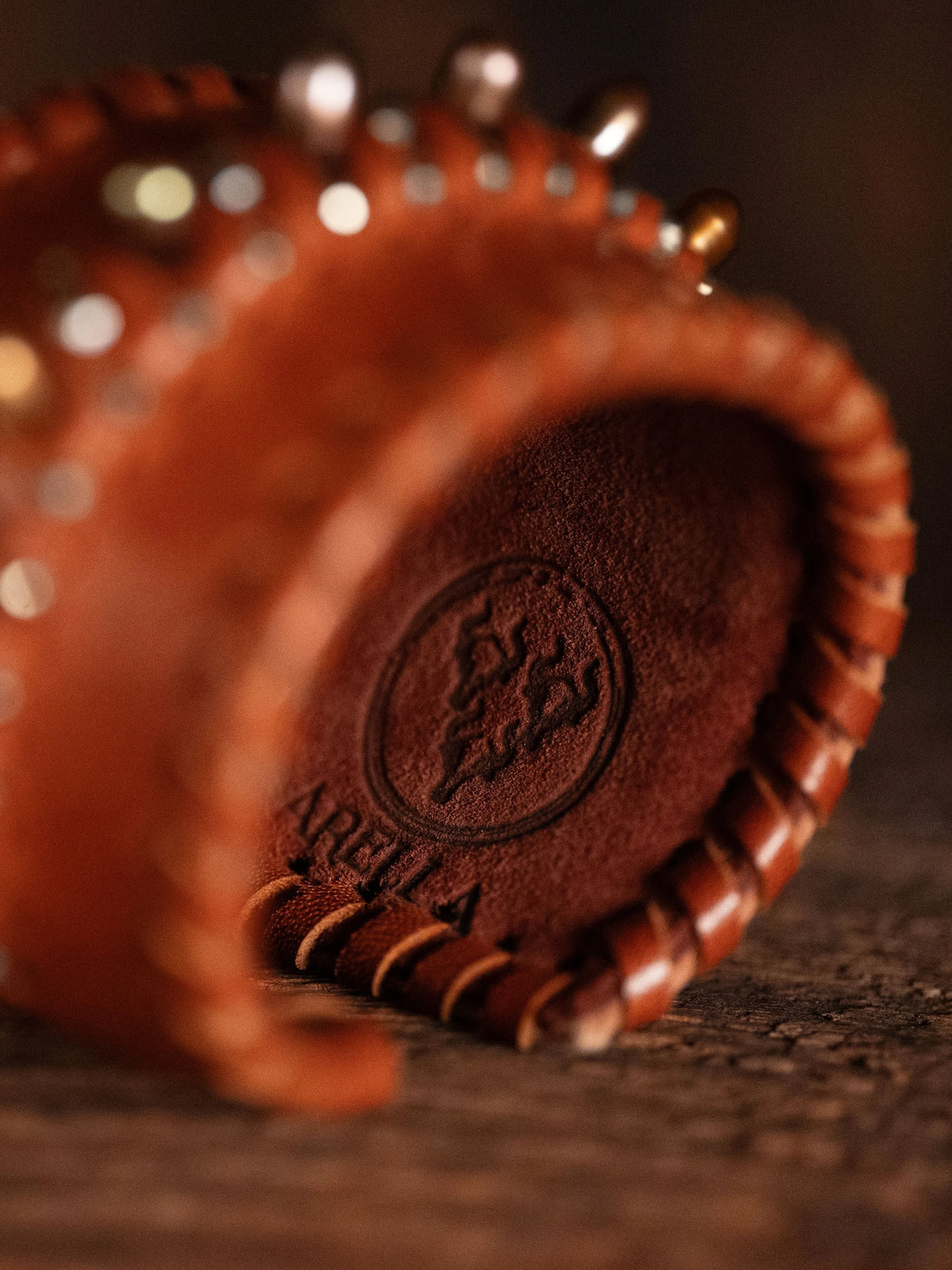 Triptych IX : Brown pearls (medium)